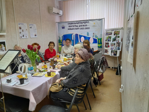 Мартовские посиделки с чаепитием участников проекта АНО СОН «Опора» «Социальный маршрут: Волгоград для всех – новый старт» 