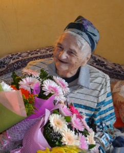 Поздравляем с 100-летним юбилеем МАЛЫШЕВУ Василису Михайловну, труженицу тыла, ветерана труда, получателя социальных услуг АНО СОН «Опора»!