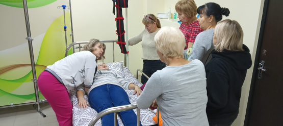 Социальные работники Центрального района продолжают изучать современные методы ухода