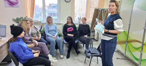 Обучающее занятие с социальными работниками Ворошиловского района