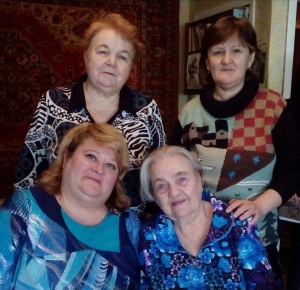 Поздравляем с 90-летием ИГУМНОВУ Зинаиду Петровну, жителя блокадного Ленинграда!