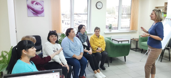 Обучающее занятие с группой социальных работников Ворошиловского района