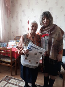 Поздравление участников Великой Отечественной войны с 75-летием ПОБЕДЫ в Сталинградской битве сотрудниками АНО СОН «Опора» 