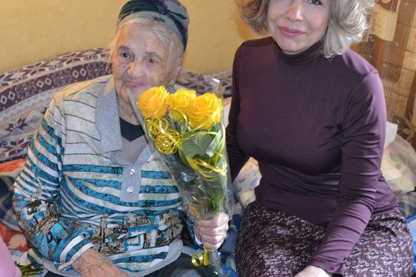 Поздравляем с 100-летним юбилеем МАЛЫШЕВУ Василису Михайловну, труженицу тыла, ветерана труда, получателя социальных услуг АНО СОН «Опора»!