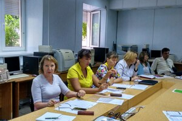 Публичные обсуждения актуальных проблем социально ориентированных некоммерческих организаций, включенных в Реестр поставщиков социальных услуг Волгоградской области, предоставляющих социальные услуги на дому