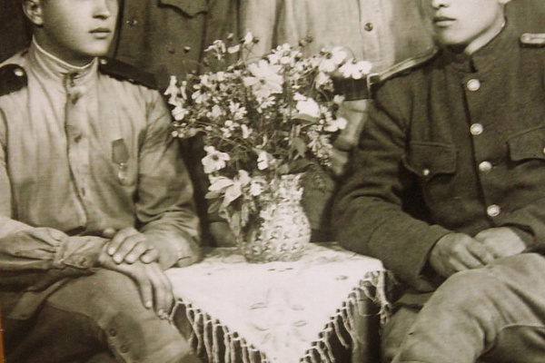 Поздравление участников Сталинградской битвы с 75-летием ПОБЕДЫ в историческом сражении сотрудниками АНО СОН «Опора» 