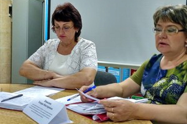 Публичные обсуждения актуальных проблем социально ориентированных некоммерческих организаций, включенных в Реестр поставщиков социальных услуг Волгоградской области, предоставляющих социальные услуги на дому