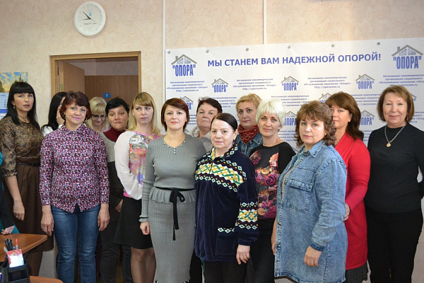 ПОЗДРАВЛЯЕМ С НОВЫМ 2019 ГОДОМ И РОЖДЕСТВОМ ХРИСТОВЫМ!